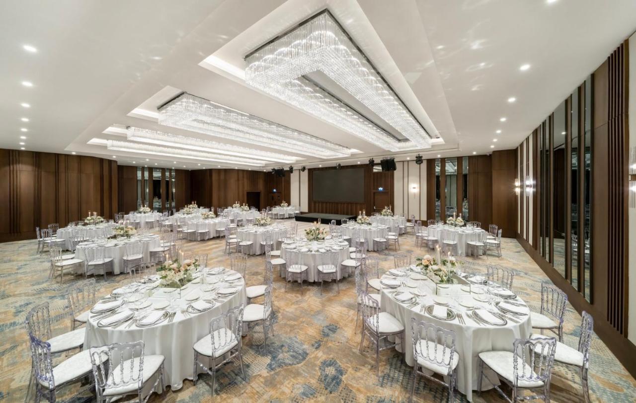 Отель Crowne Plaza Istanbul - Ortakoy Bosphorus By Ihg Экстерьер фото