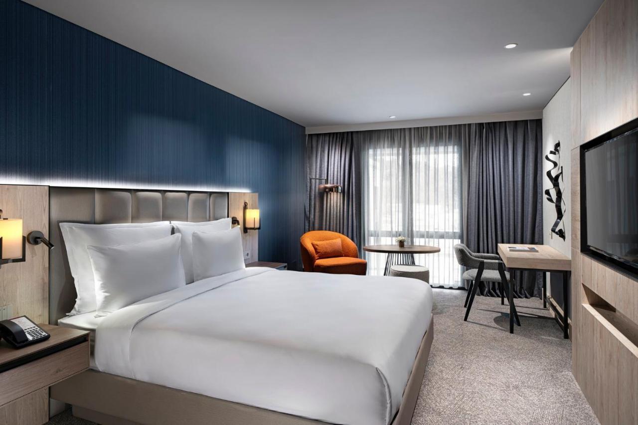 Отель Crowne Plaza Istanbul - Ortakoy Bosphorus By Ihg Экстерьер фото
