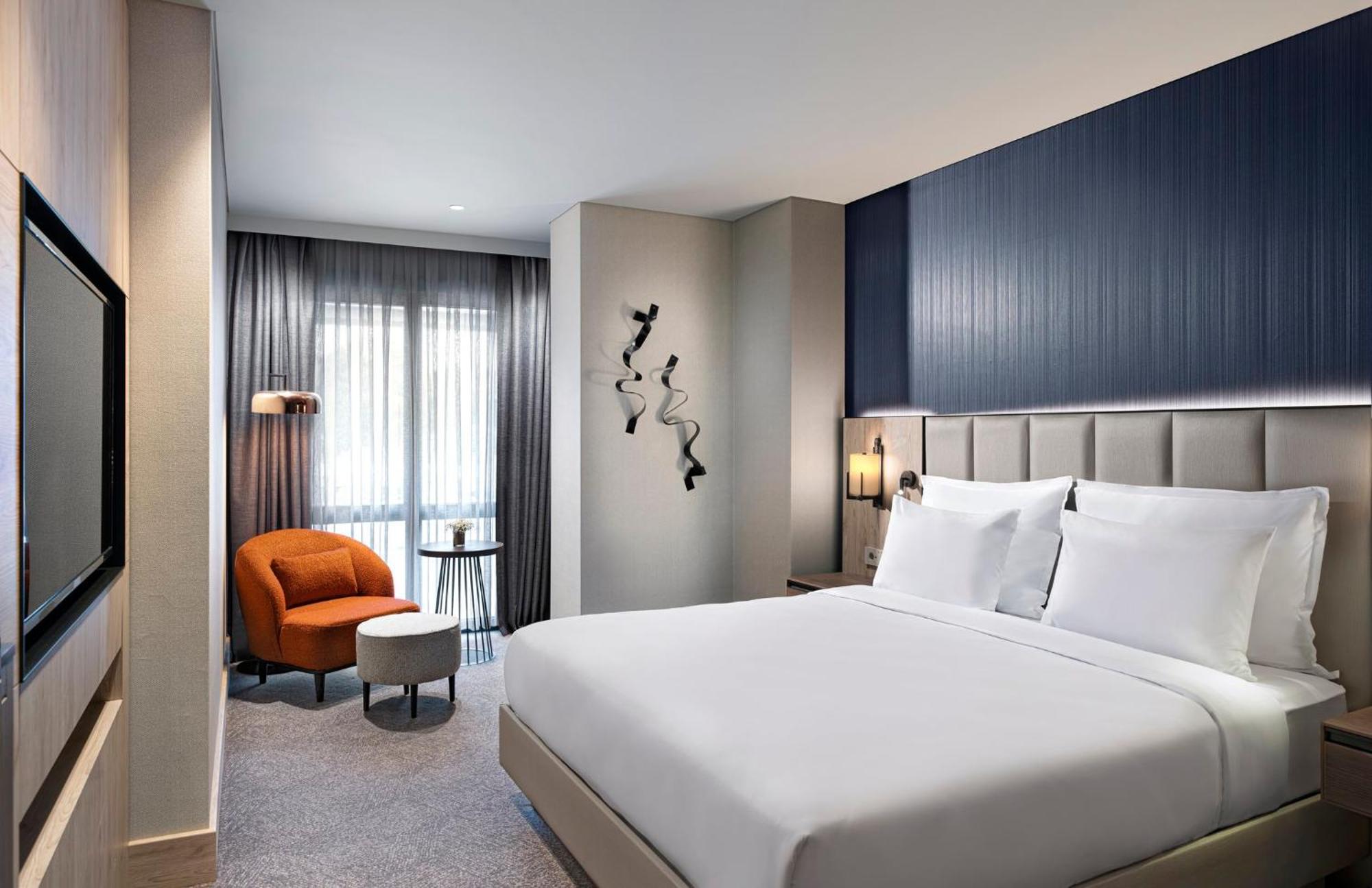 Отель Crowne Plaza Istanbul - Ortakoy Bosphorus By Ihg Экстерьер фото
